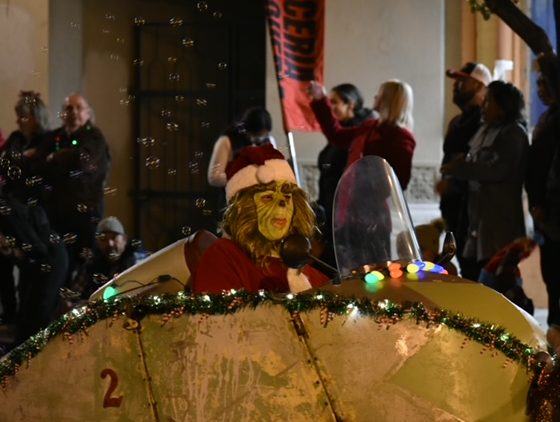 Downtown Tracy's Winter Parade