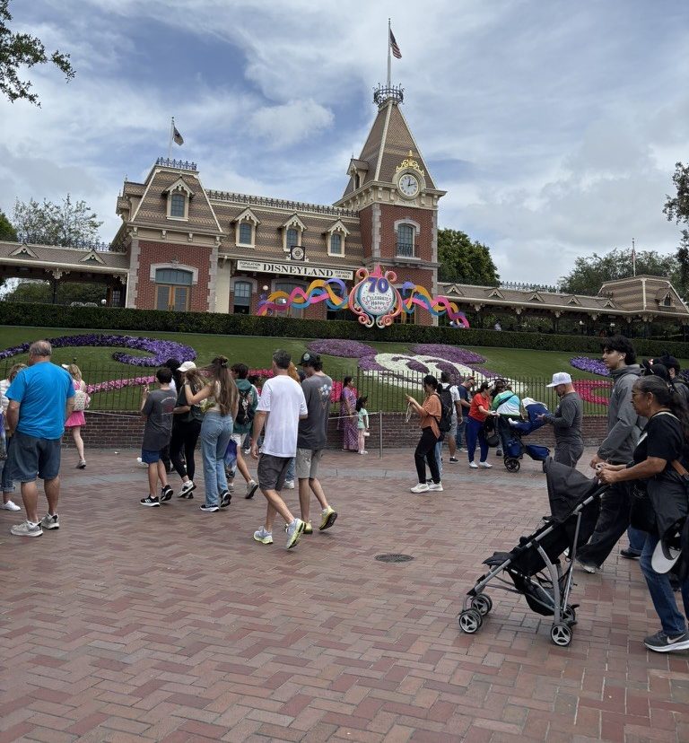 Seniors Celebrate at Disneyland