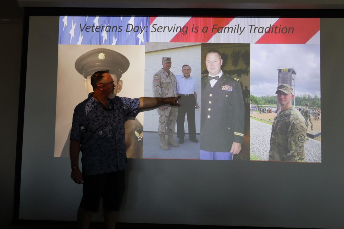 Fishburn Leads Veterans Day Presentation