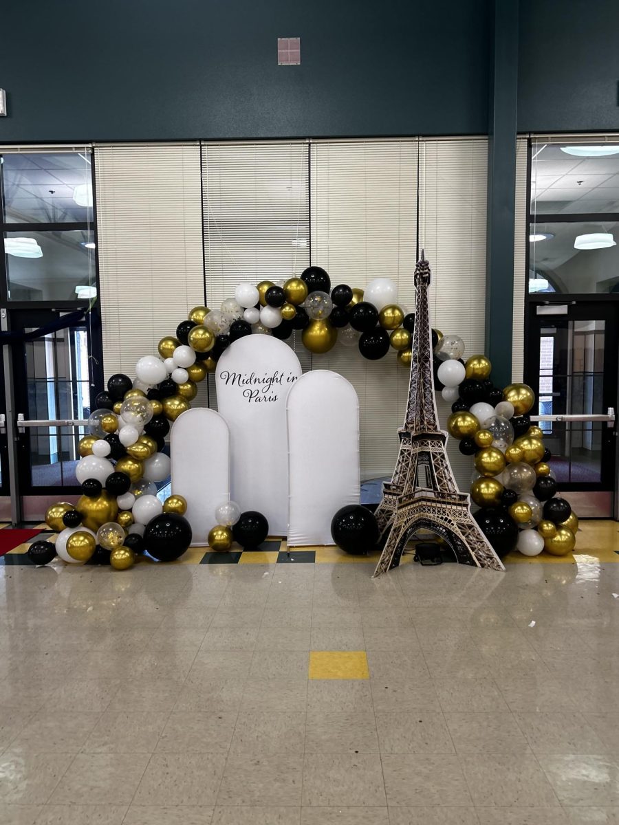 A Night in Paris